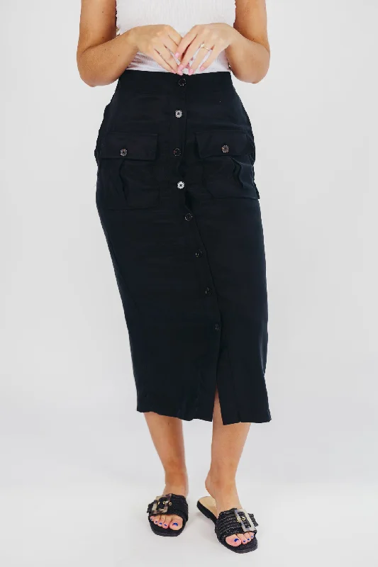 Bold fashion choices for the confident woman   Better Days Button-Down Midi Cargo Skirt in Black