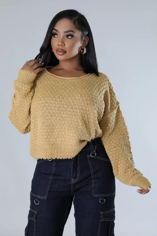 Cozy women’s clothing for the colder months   DND Mode Sweater