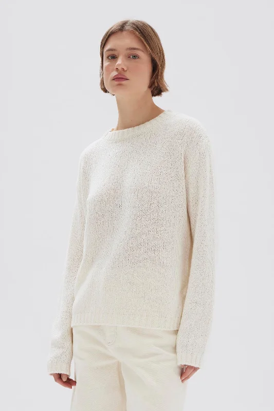 Women’s clothing to inspire confidence and beauty   Rey Knit Long Sleeve Top